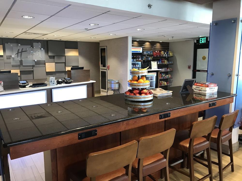 Holiday Inn Express Memphis Medical Center - Midtown By Ihg Bagian luar foto