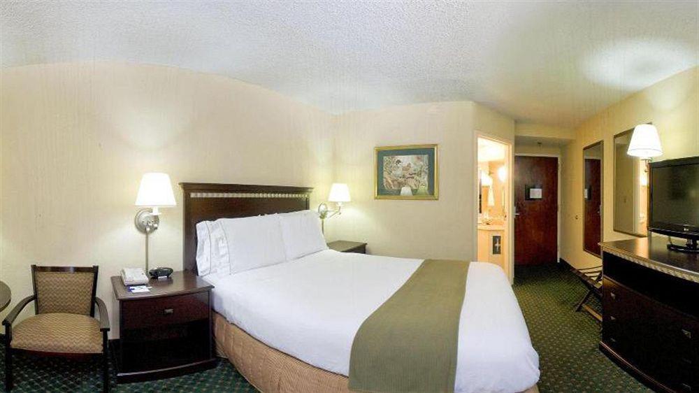 Holiday Inn Express Memphis Medical Center - Midtown By Ihg Bagian luar foto